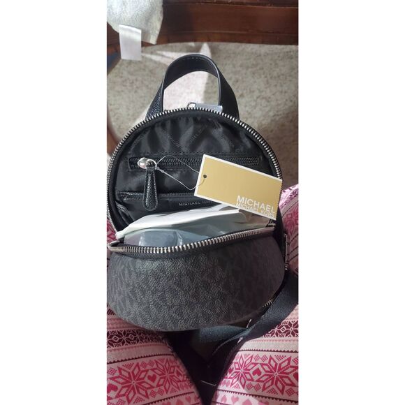 NEW WITH TAGS MICHAEL KORS BACKPACK PURSE main image 6